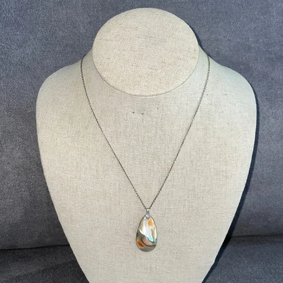Vintage seashell pearl silver necklace. 22”. - Picture 2 of 4